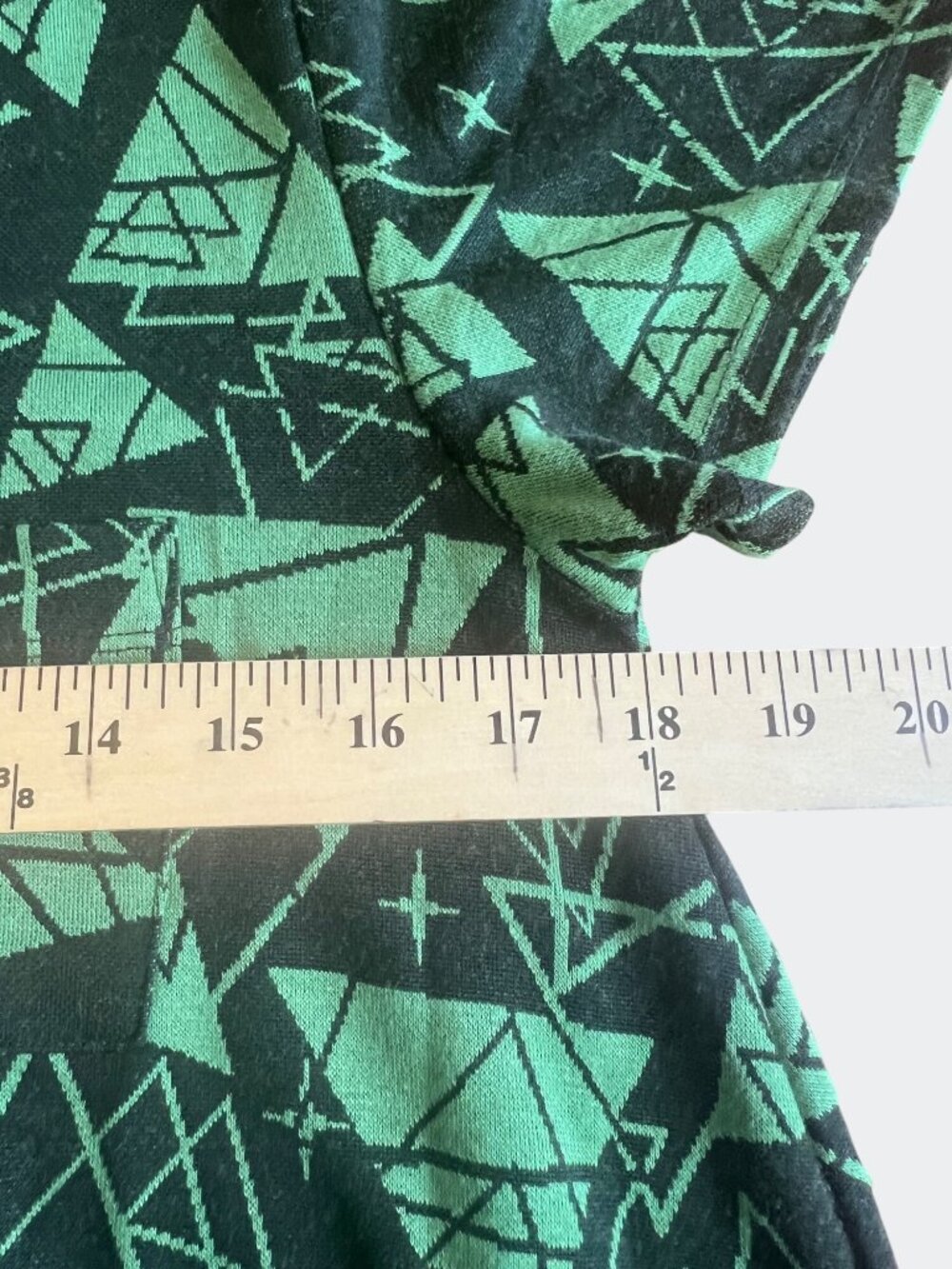 Lularoe Carly Geometric Print Green & Black Short Sleeve Dress Small - Picture 14 of 15